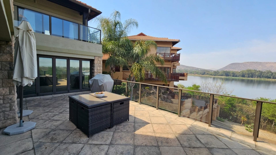 4 Bedroom Property for Sale in Birdwood Estate North West